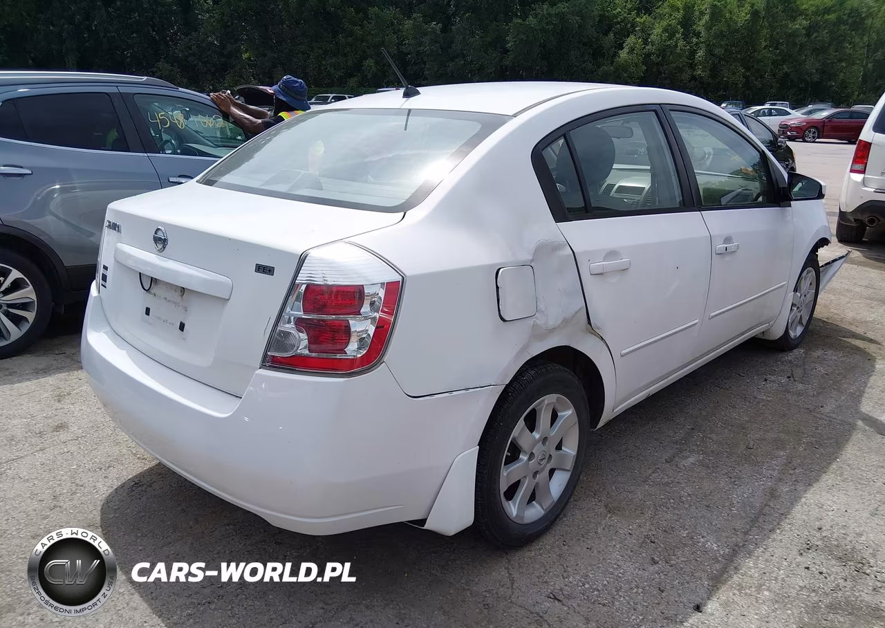 2009 Nissan Sentra 2.0S VIN:3N1AB61E39L680698 - 4
