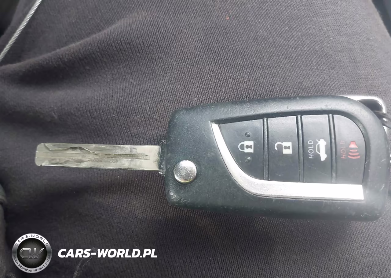 2019 Toyota Camry Le VIN:4T1B11HK7KU825591 - 11