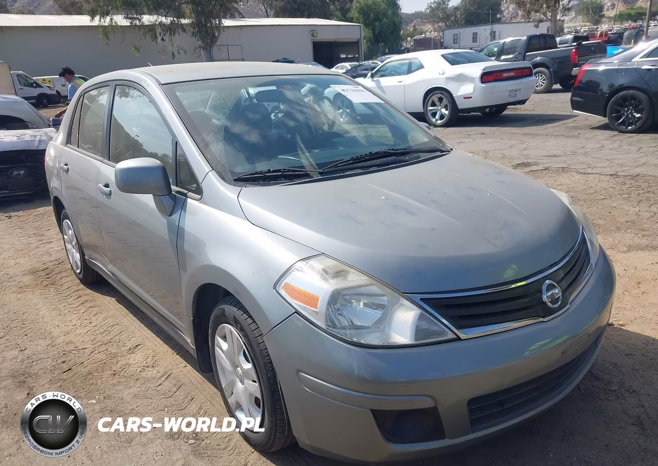 2010 Nissan Versa 1.8S