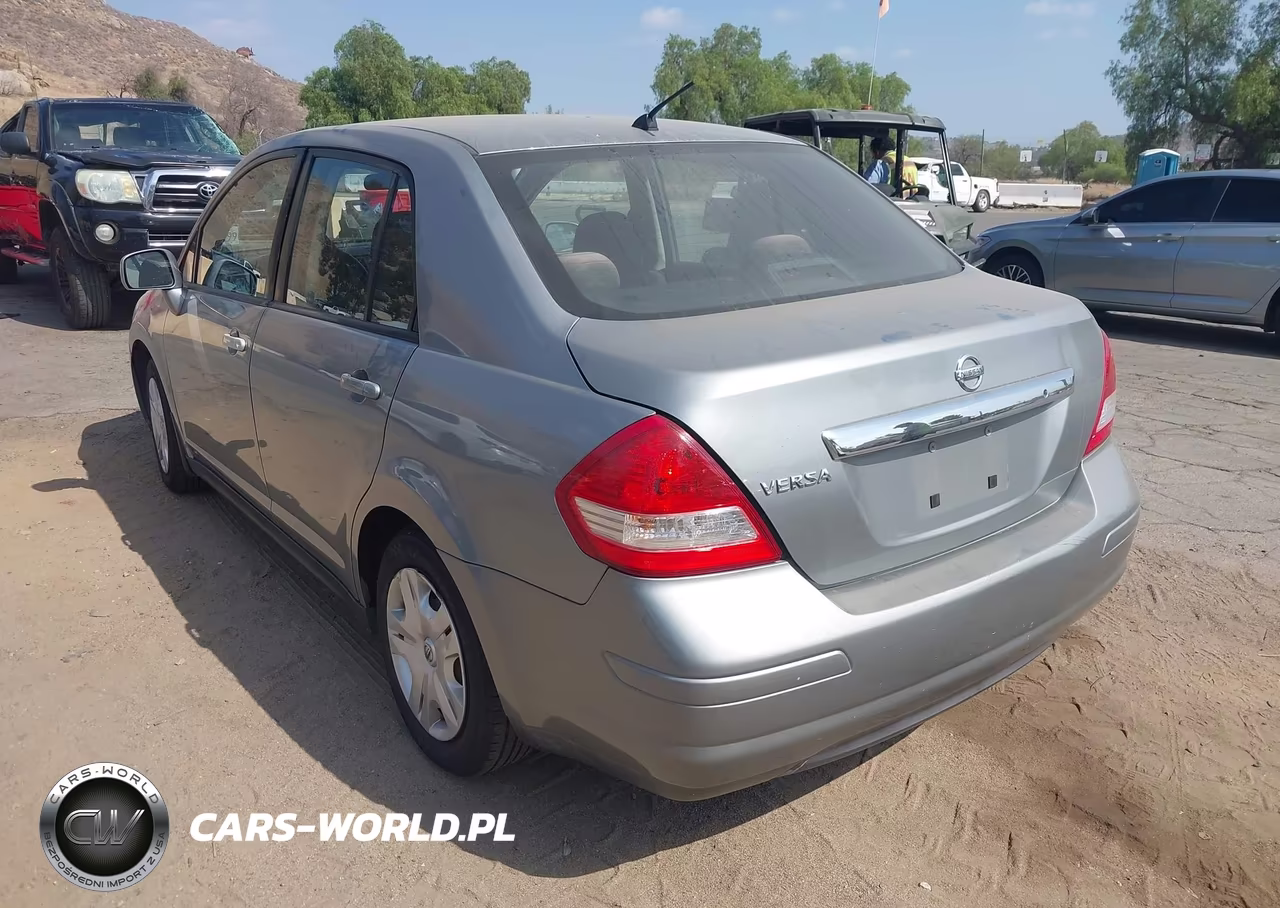 2010 Nissan Versa 1.8S VIN:3N1BC1AP3AL418755 - 3