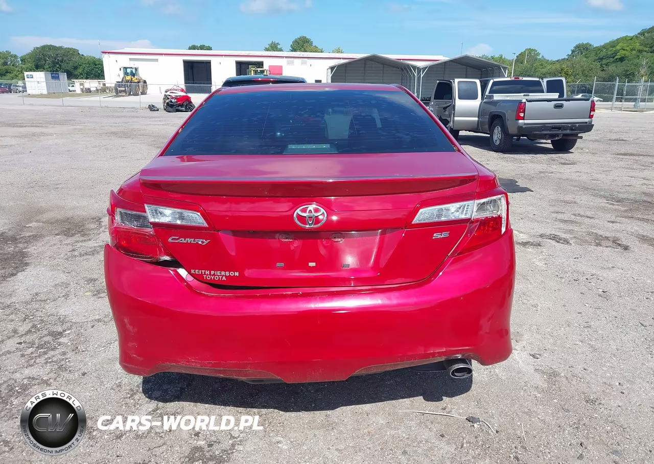 2014 Toyota Camry Se VIN:4T1BF1FK2EU822896 - 16