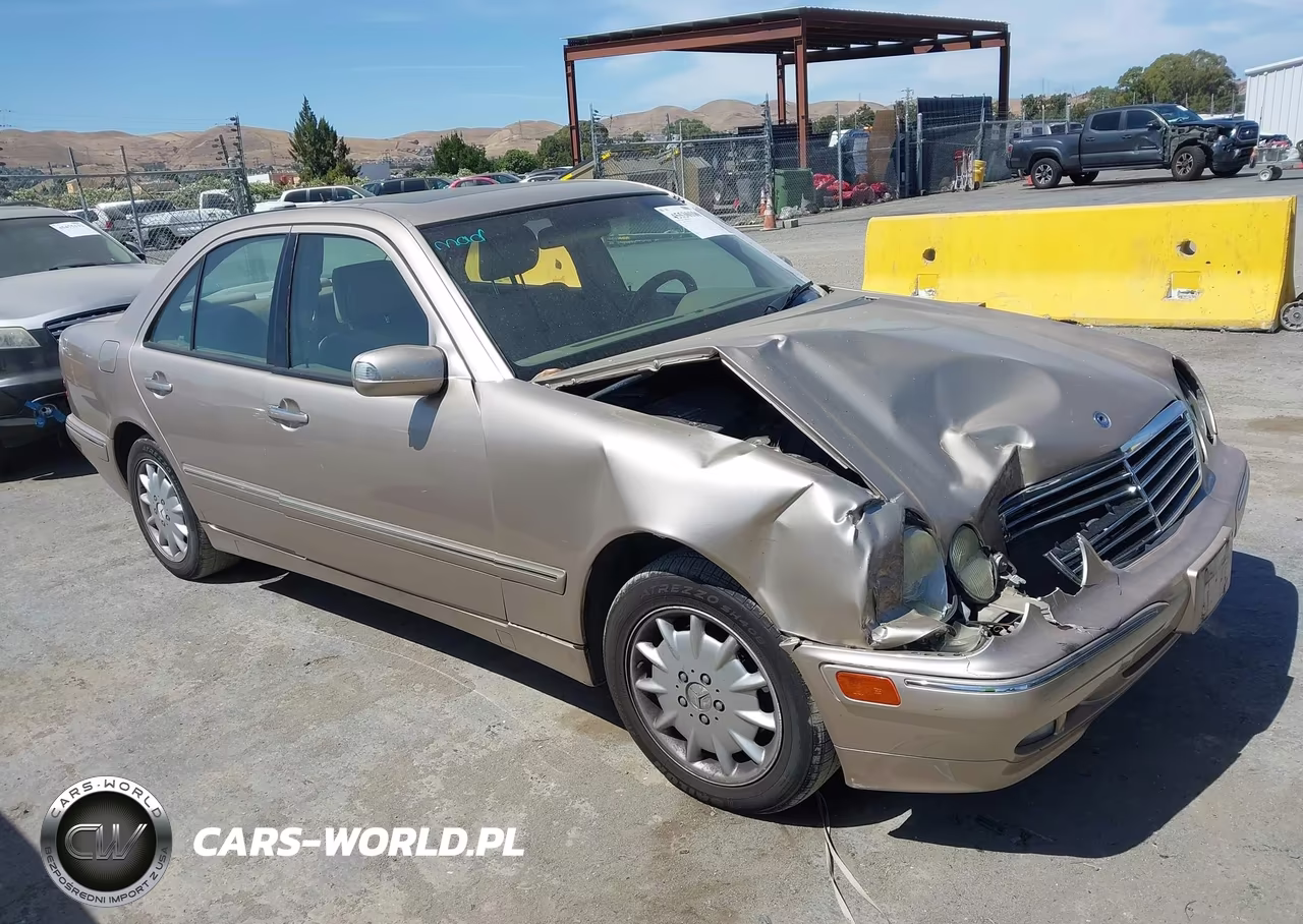 2001 Mercedes-Benz E 320