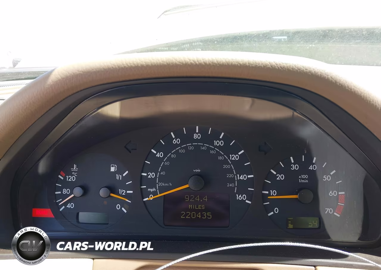 2001 Mercedes-Benz E 320 VIN:WDBJF65J61B327546 - 7