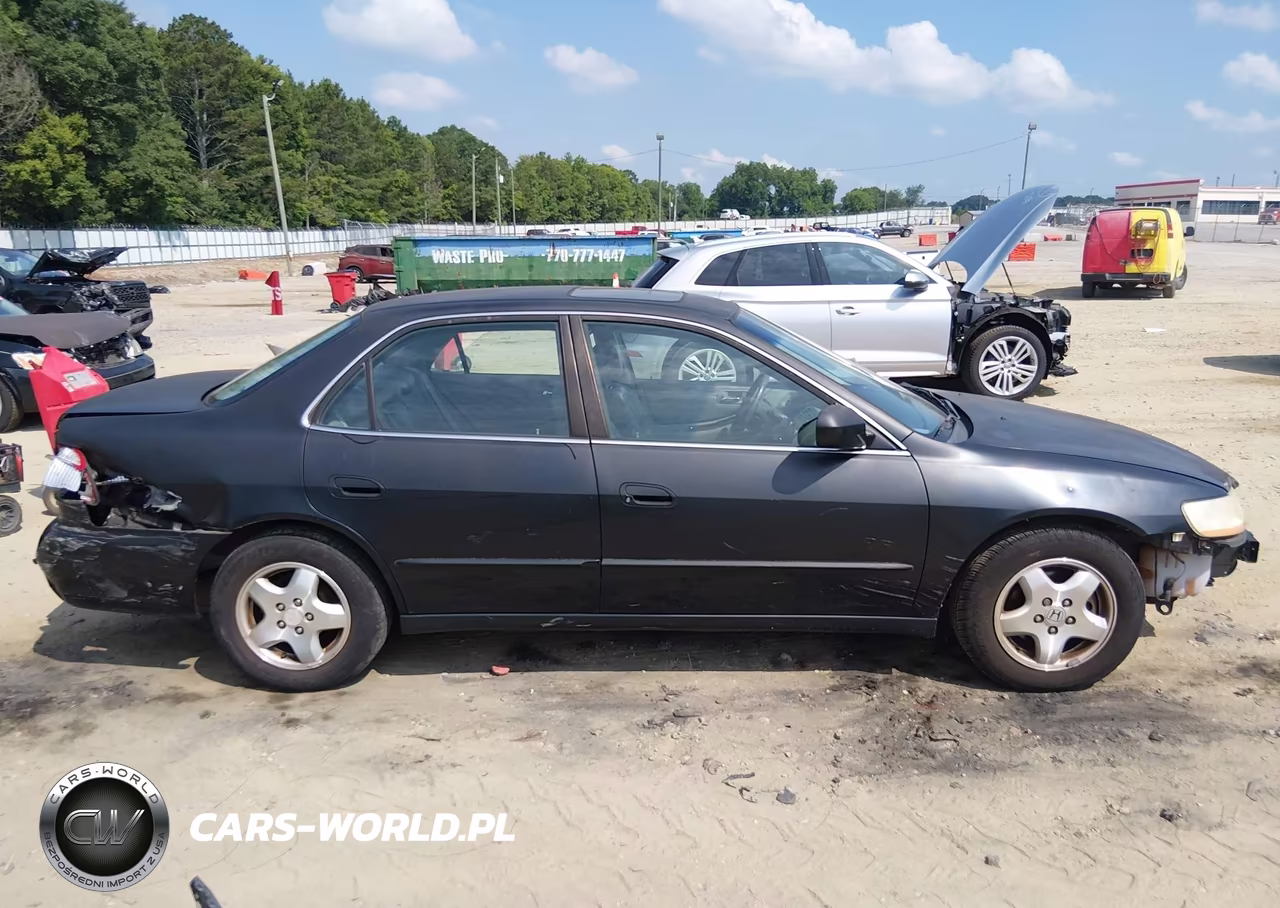 2000 Honda Accord 3.0 Ex VIN:1HGCG1651YA089568 - 13