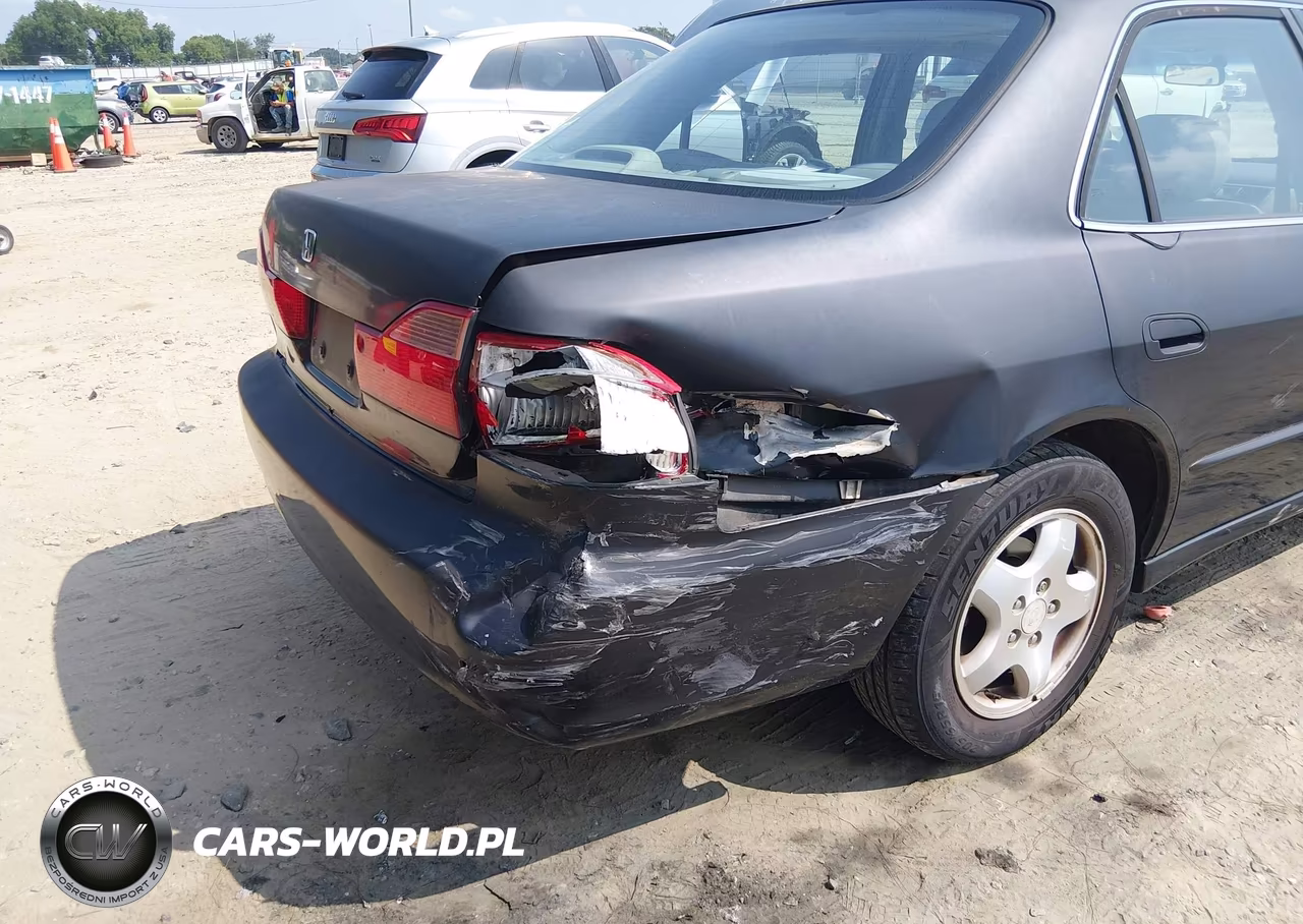 2000 Honda Accord 3.0 Ex VIN:1HGCG1651YA089568 - 18