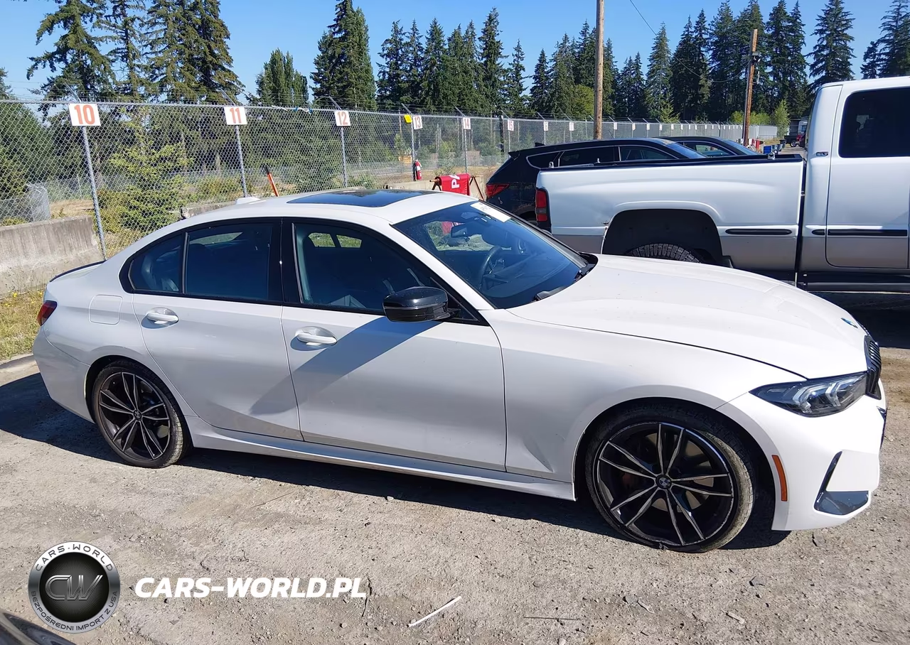 2024 BMW 330I xDrive VIN:3MW89FF00R8E06542 - 13