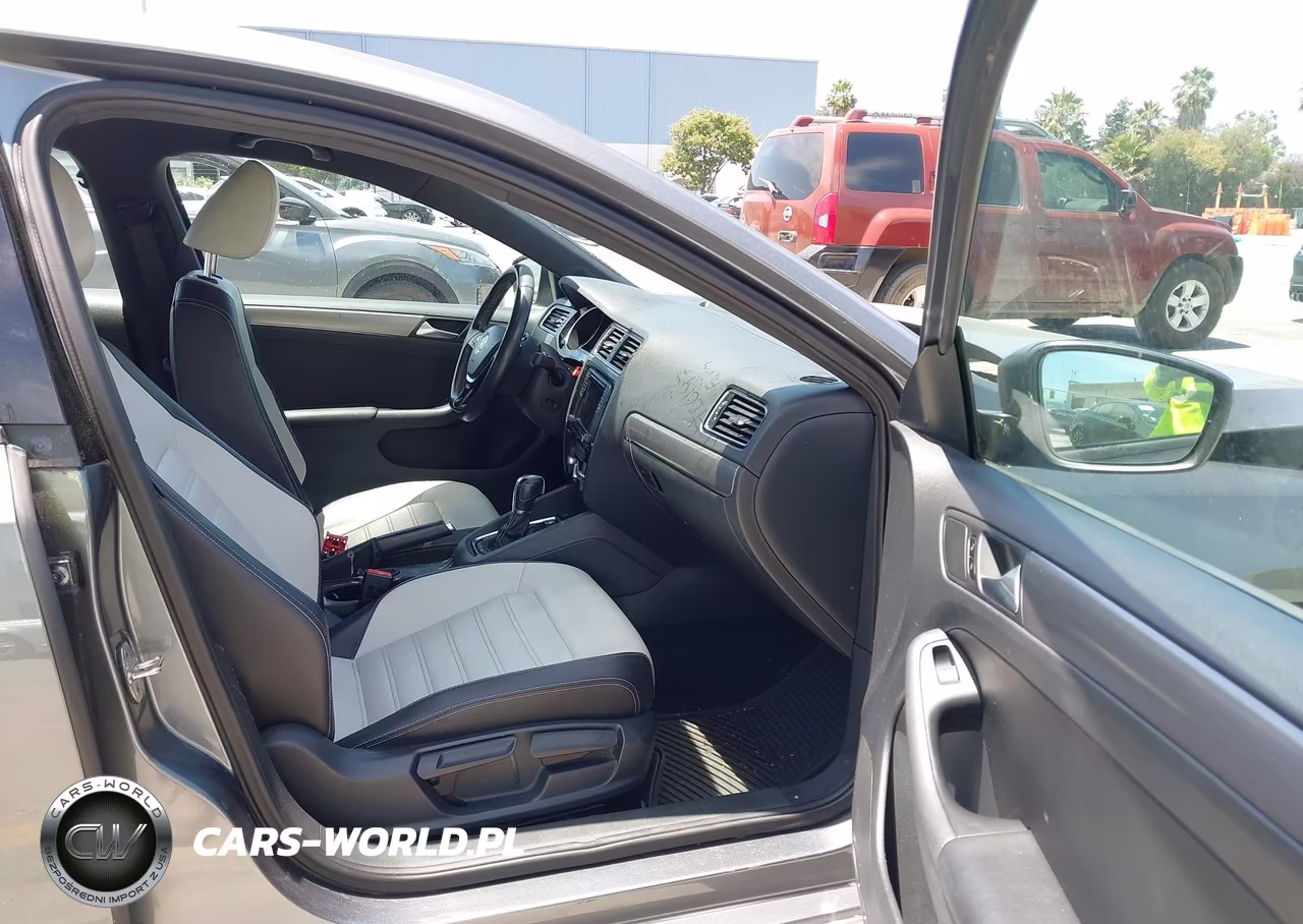 2016 Volkswagen Jetta 1.8T Sport VIN:3VWD17AJ6GM418548 - 5