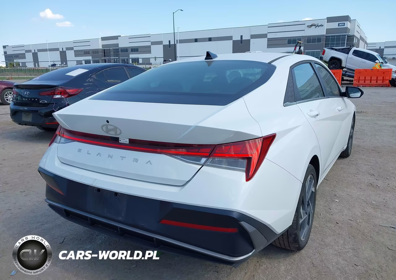 2025 Hyundai Elantra Sel Convenience VIN:KMHLS4DG4SU860884 - 4