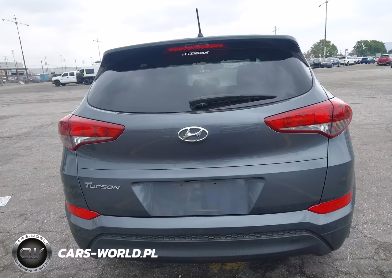 2018 Hyundai Tucson Se VIN:KM8J23A4XJU700292 - 17