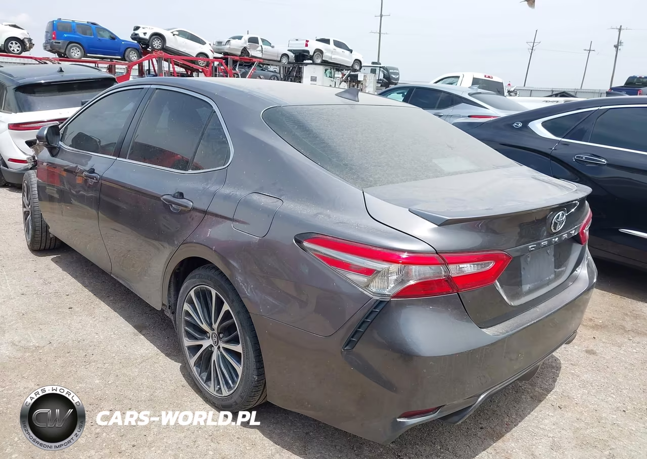 2019 Toyota Camry Se VIN:4T1B11HK4KU185372 - 3