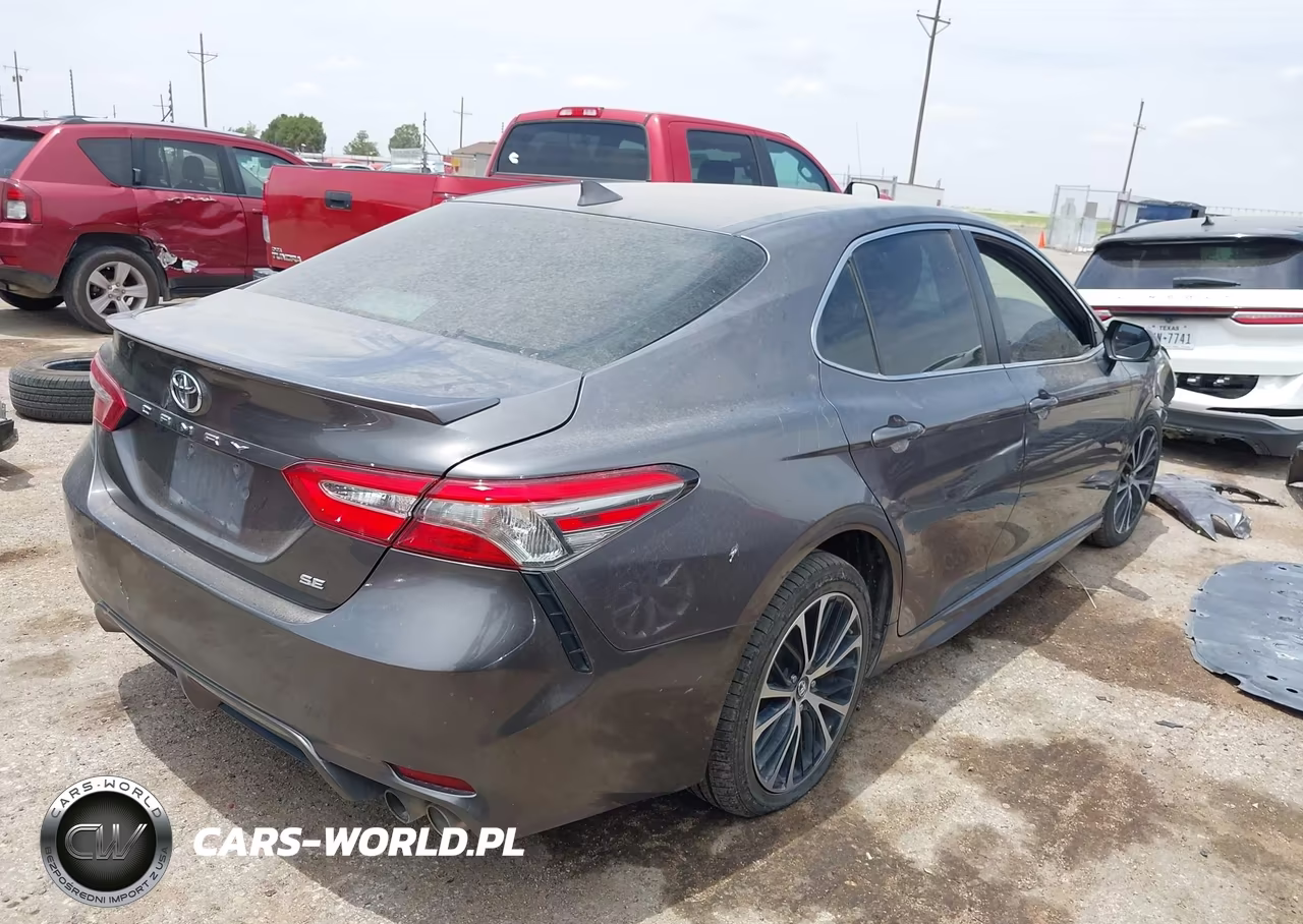 2019 Toyota Camry Se VIN:4T1B11HK4KU185372 - 4