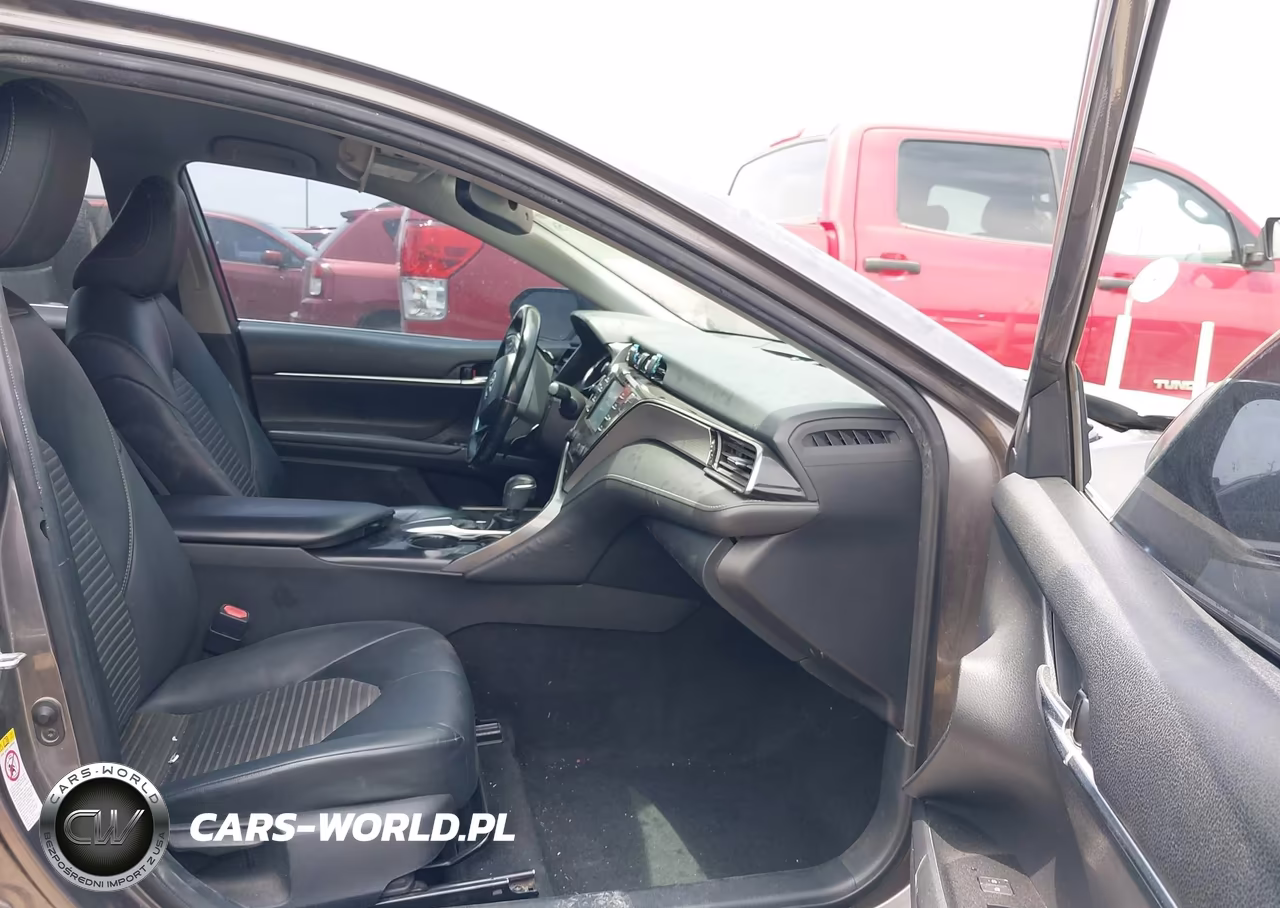 2019 Toyota Camry Se VIN:4T1B11HK4KU185372 - 5