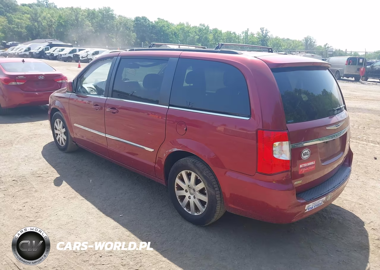 2016 Chrysler Town & Country Touring VIN:2C4RC1BG6GR165467 - 3