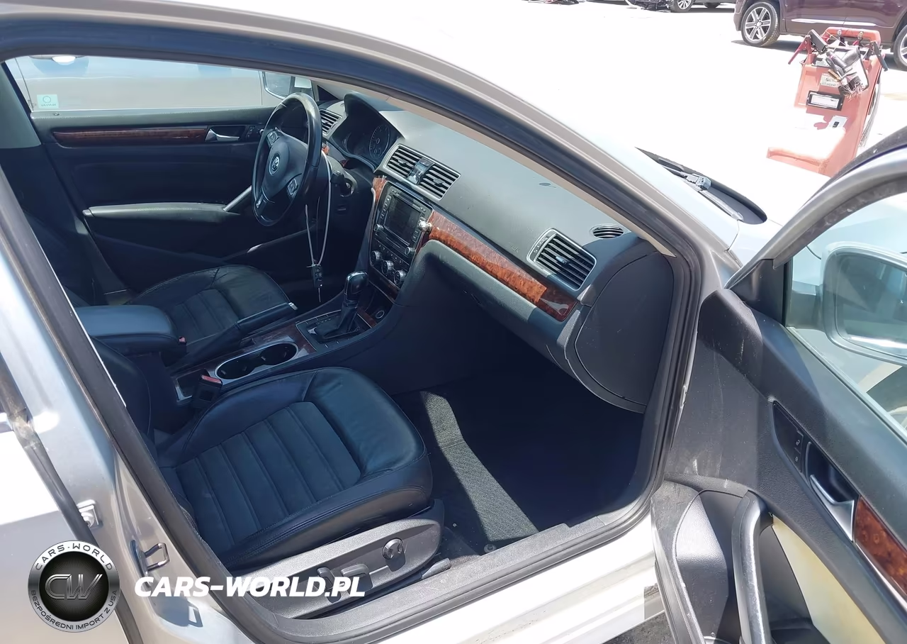 2013 Volkswagen Passat 2.0L Tdi Sel Premium VIN:1VWCN7A30DC064993 - 5