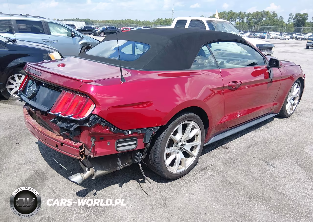 2015 Ford Mustang Ecoboost Premium VIN:1FATP8UH2F5328481 - 4