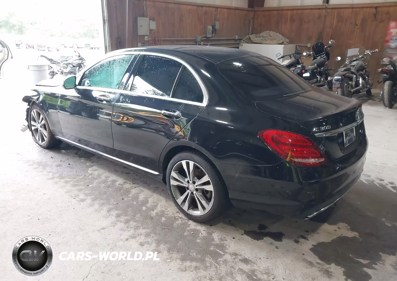 2015 Mercedes-Benz C 300 4Matic VIN:55SWF4KB6FU002228 - 3