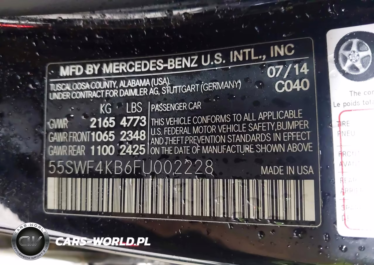 2015 Mercedes-Benz C 300 4Matic VIN:55SWF4KB6FU002228 - 9