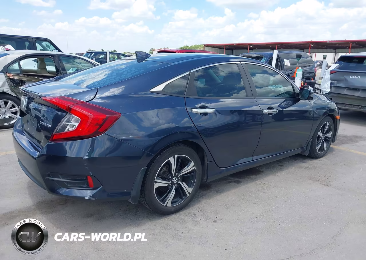 2016 Honda Civic Touring VIN:19XFC1F97GE045533 - 4