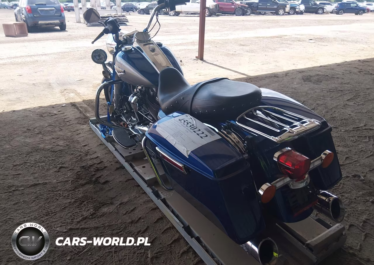 2017 Harley-Davidson Flhr Road King VIN:1HD1FBC19HB655565 - 3