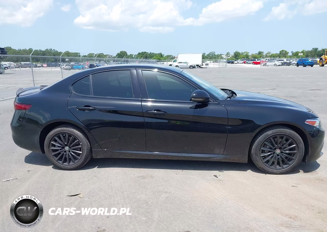 2021 Alfa Romeo Giulia Awd VIN:ZARFANAN8M7648607 - 13