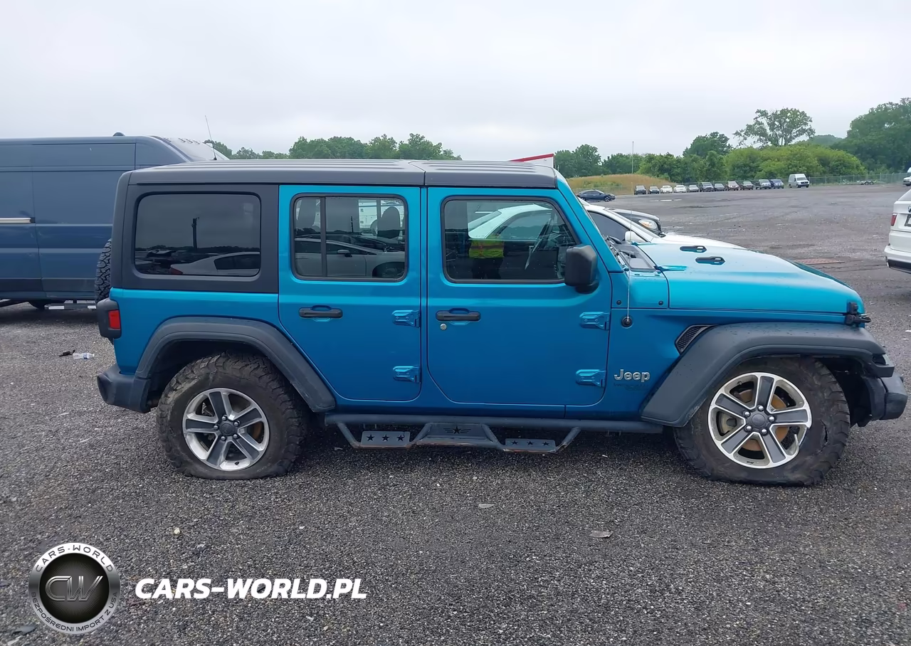 2020 Jeep Wrangler Unlimited Sport 4X4 VIN:1C4HJXDG8LW118220 - 13