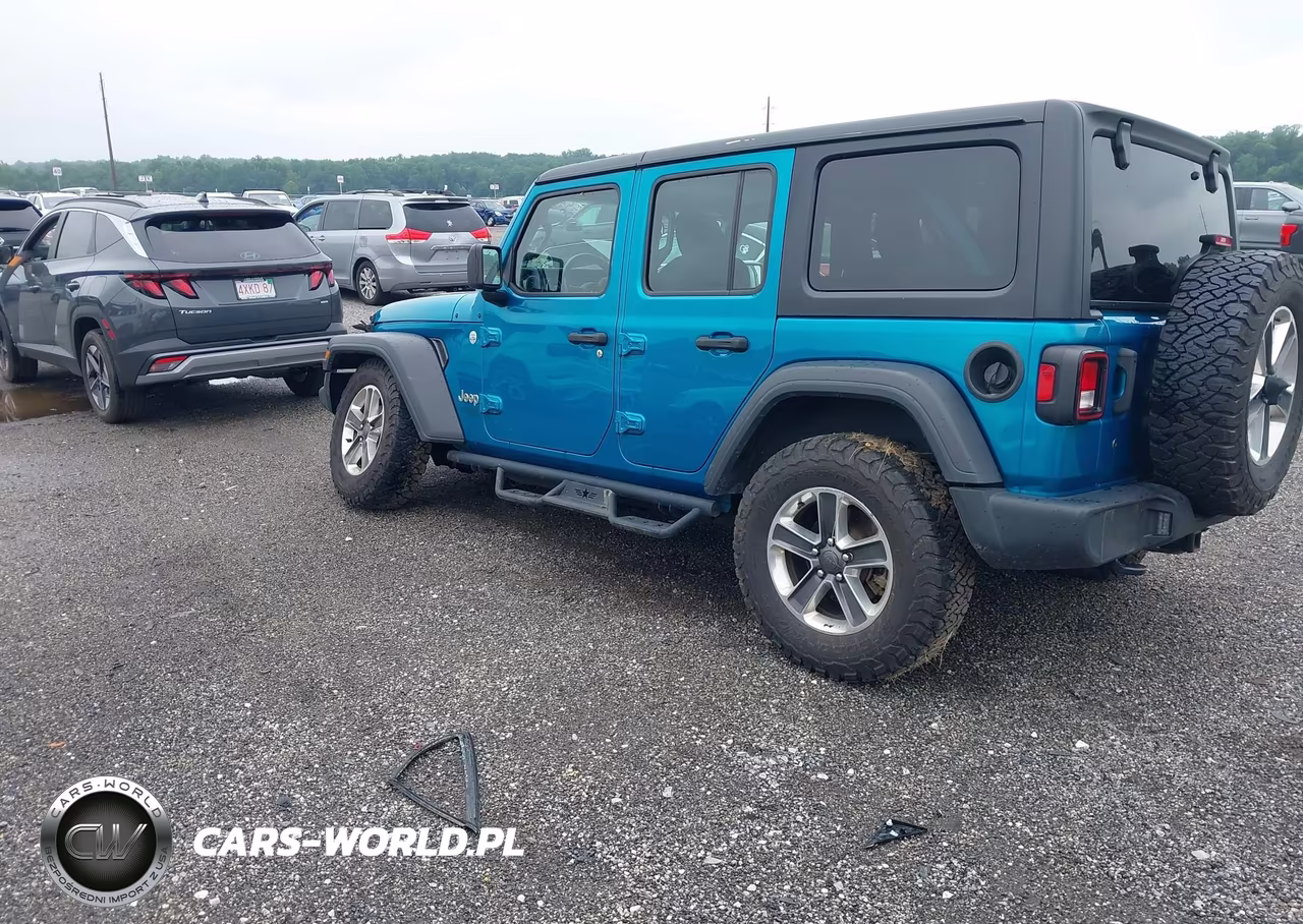 2020 Jeep Wrangler Unlimited Sport 4X4 VIN:1C4HJXDG8LW118220 - 3
