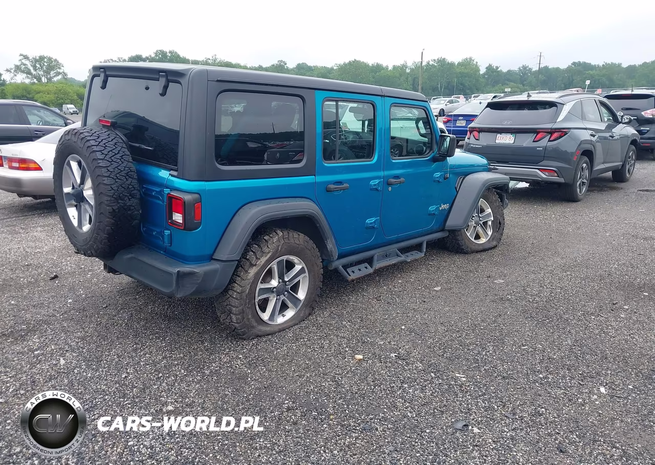 2020 Jeep Wrangler Unlimited Sport 4X4 VIN:1C4HJXDG8LW118220 - 4