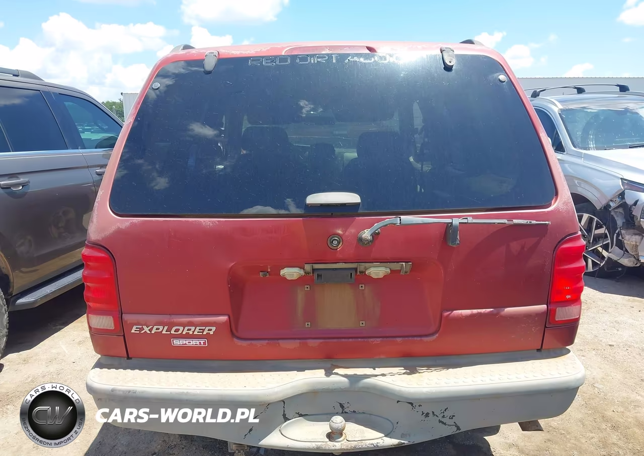2001 Ford Explorer Sport VIN:1FMYU70E11UA77266 - 16