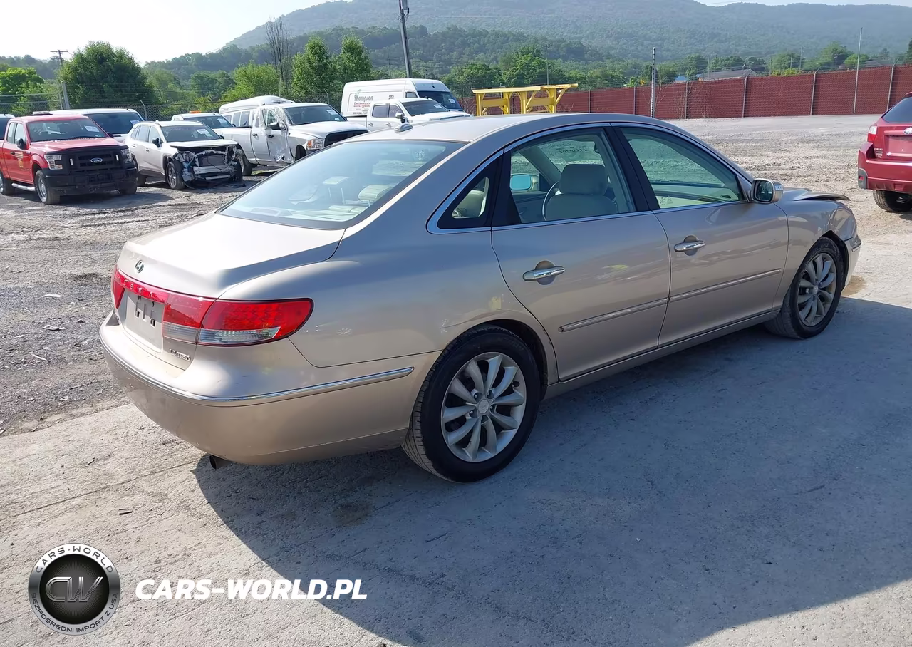 2008 Hyundai Azera Limited VIN:KMHFC46F88A263021 - 4