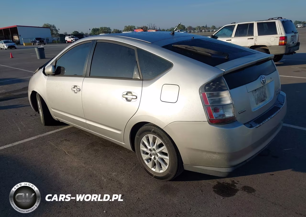 2005 Toyota Prius VIN:JTDKB20UX57045530 - 3