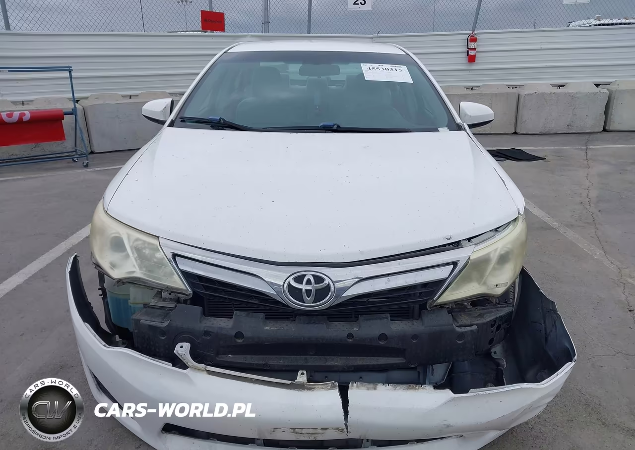2014 Toyota Camry Le VIN:4T4BF1FK4ER399602 - 12