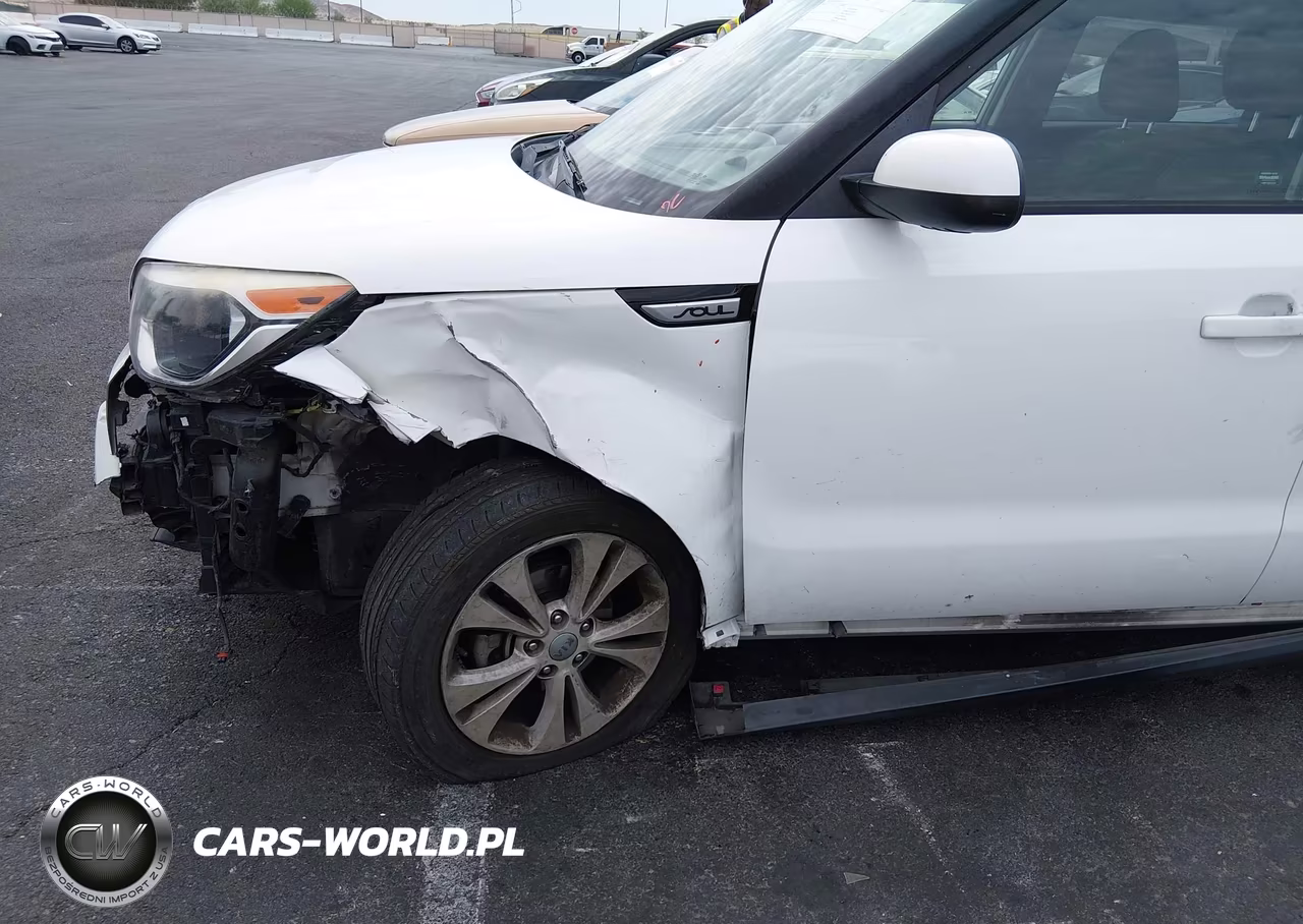 2016 Kia Soul + VIN:KNDJP3A50G7335952 - 12