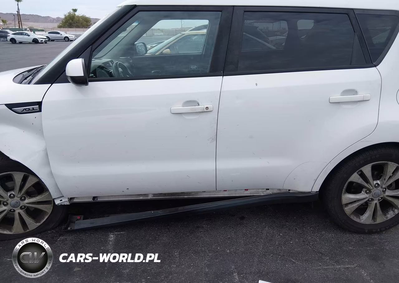 2016 Kia Soul + VIN:KNDJP3A50G7335952 - 13