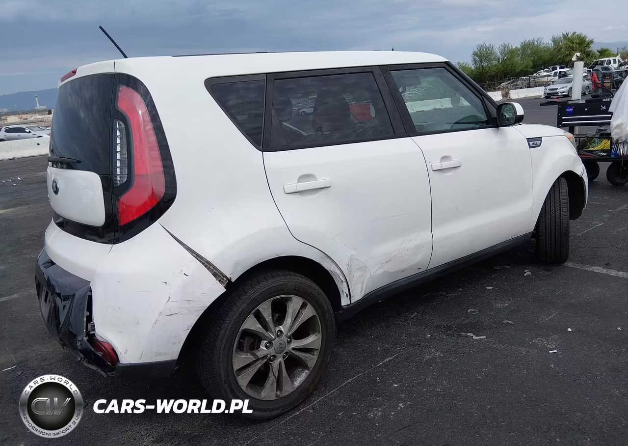 2016 Kia Soul + VIN:KNDJP3A50G7335952 - 4
