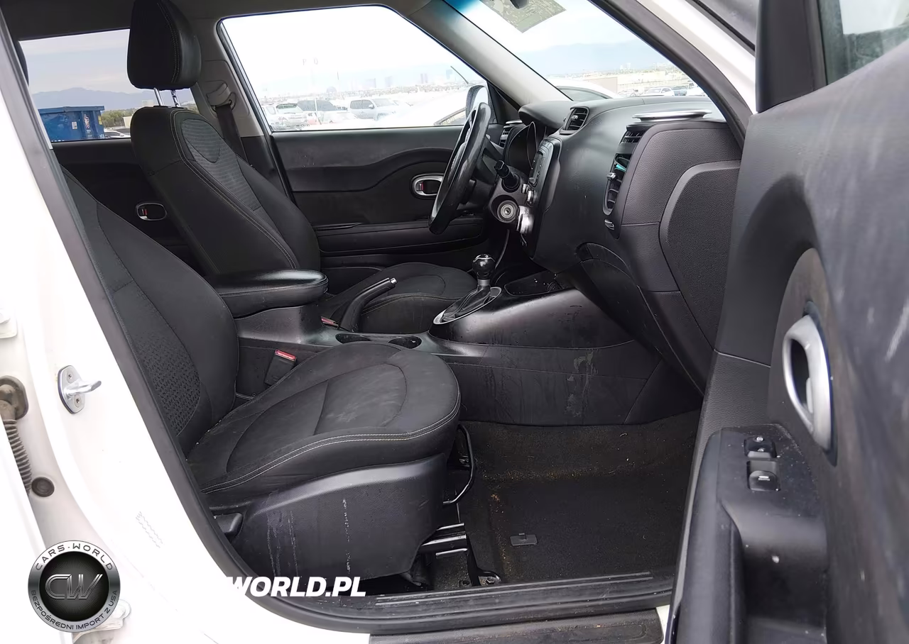 2016 Kia Soul + VIN:KNDJP3A50G7335952 - 5