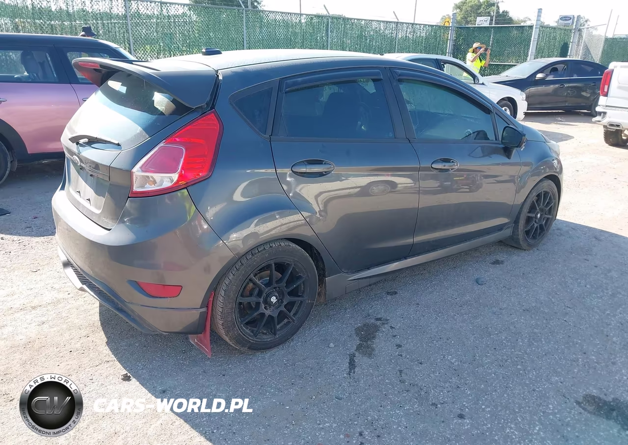 2016 Ford Fiesta St VIN:3FADP4GX4GM164792 - 4