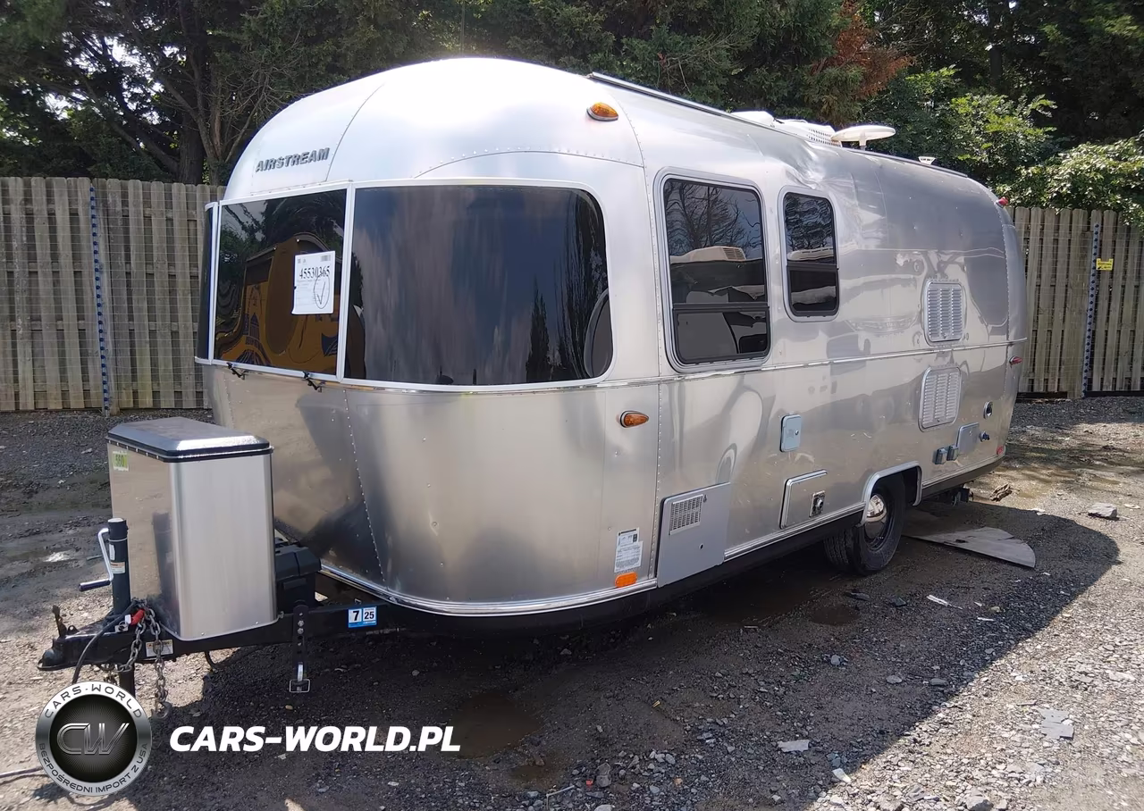 2018 Airstream Other VIN:1STVRTF12JJ541951 - 2