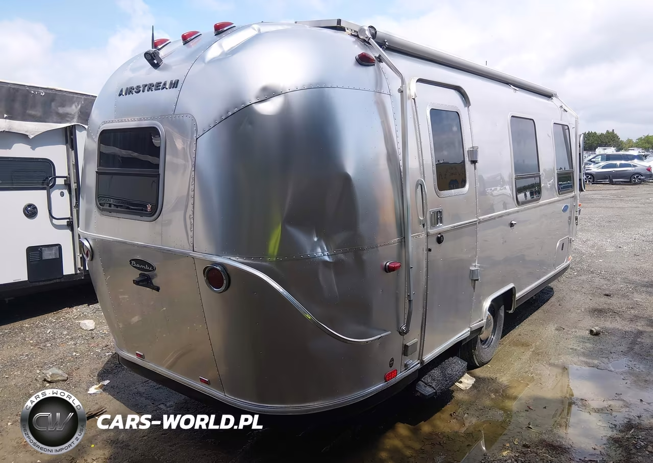 2018 Airstream Other VIN:1STVRTF12JJ541951 - 4