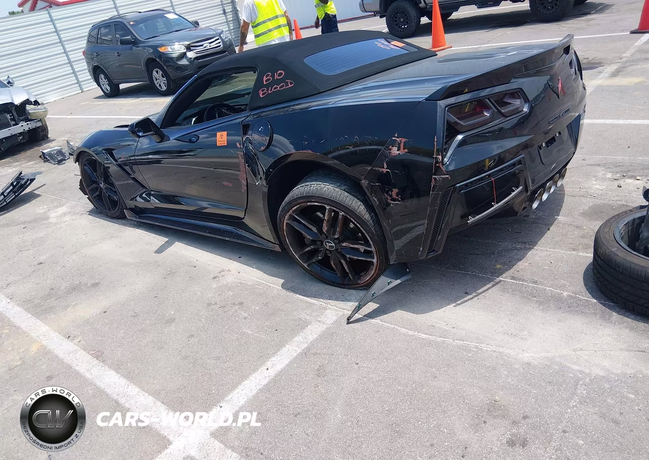 2015 Chevrolet Corvette Stingray Z51 VIN:1G1YK3D72F5101356 - 3