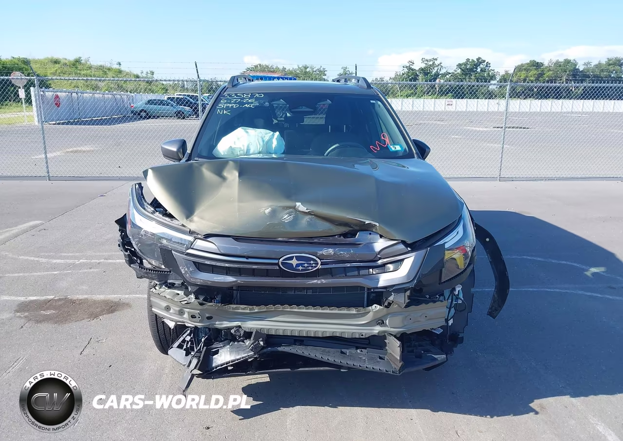 2025 Subaru Forester Premium VIN:JF2SLDBC6SH457559 - 13