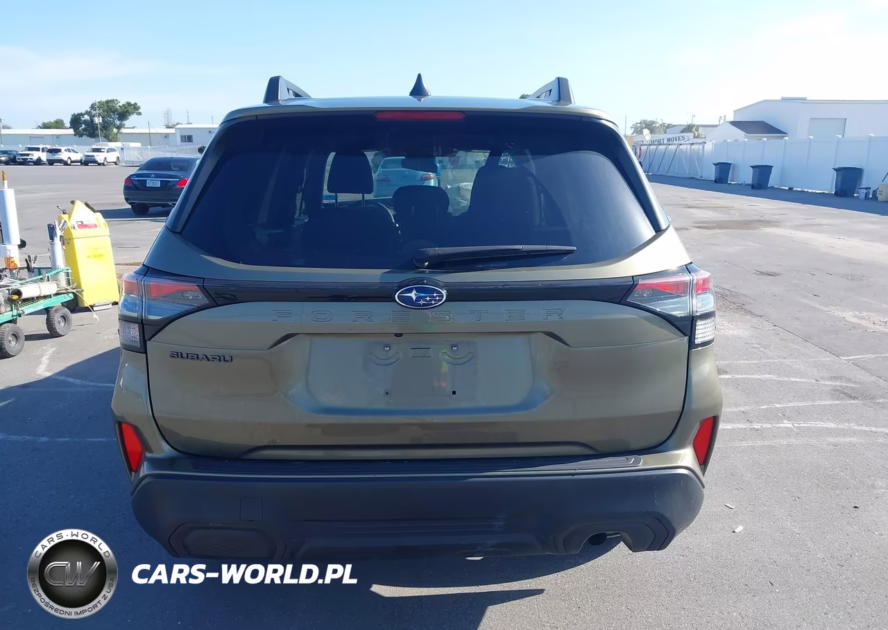 2025 Subaru Forester Premium VIN:JF2SLDBC6SH457559 - 17