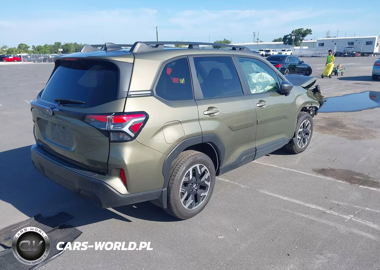 2025 Subaru Forester Premium VIN:JF2SLDBC6SH457559 - 4