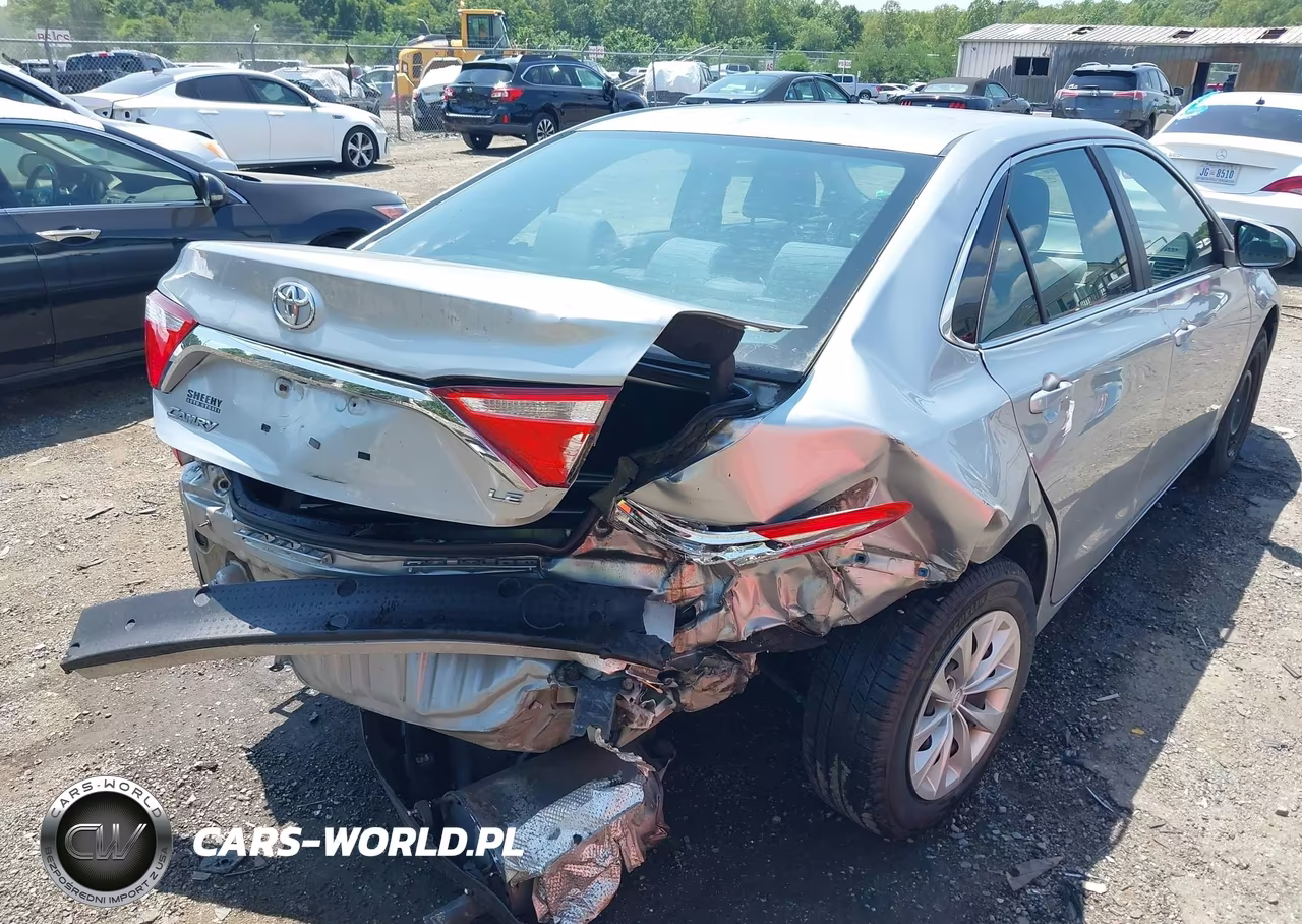 2016 Toyota Camry Le VIN:4T4BF1FK5GR554032 - 6