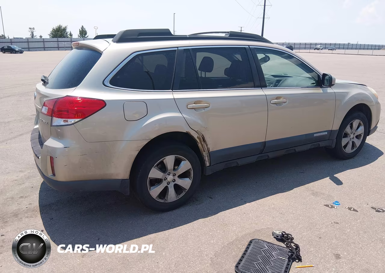 2010 Subaru Outback 2.5I Premium VIN:4S4BRCFCXA3368957 - 4