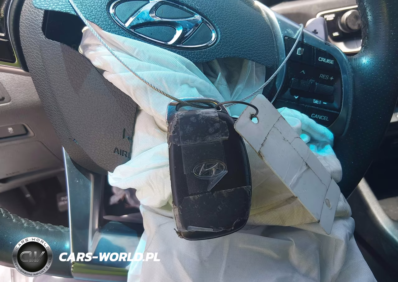 2018 Hyundai Sonata Sport VIN:5NPE34AF7JH678062 - 11