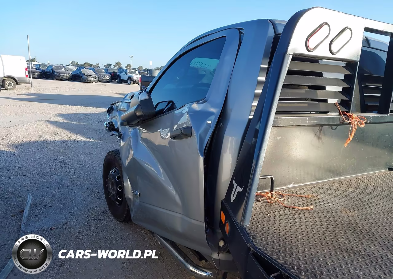 2019 Ram 3500 Chassis Tradesman-Slt VIN:3C7WRTAL5KG668758 - 6