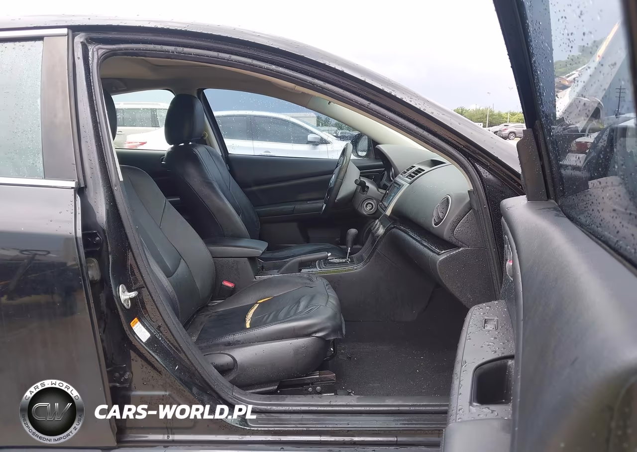 2011 Mazda Mazda6 I Touring VIN:1YVHZ8CH3B5M15886 - 5