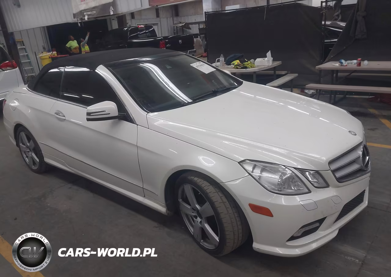 2011 Mercedes-Benz E 550 – zdjęcie 1 z 17