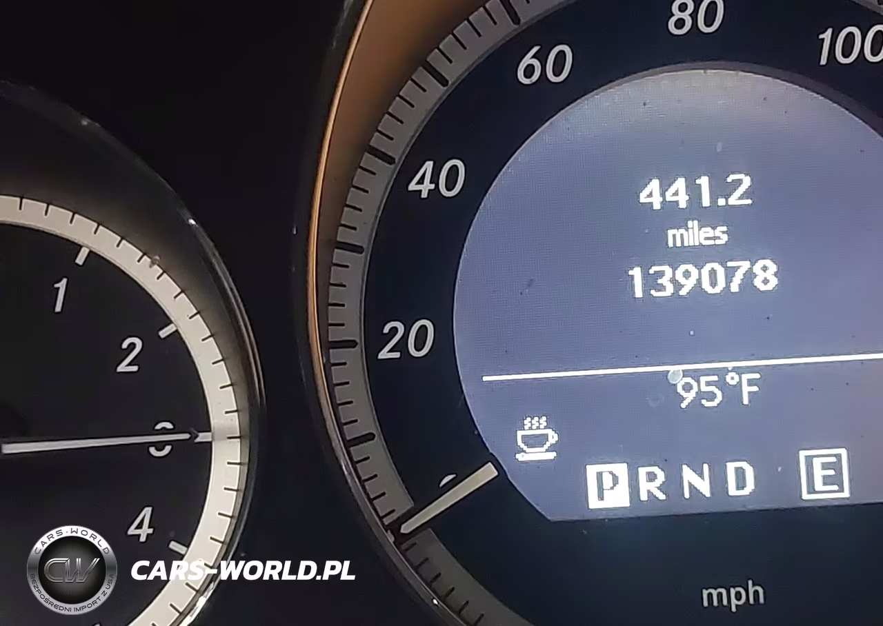 2011 Mercedes-Benz E 550 VIN:WDDKK7CF8BF071609 - 16