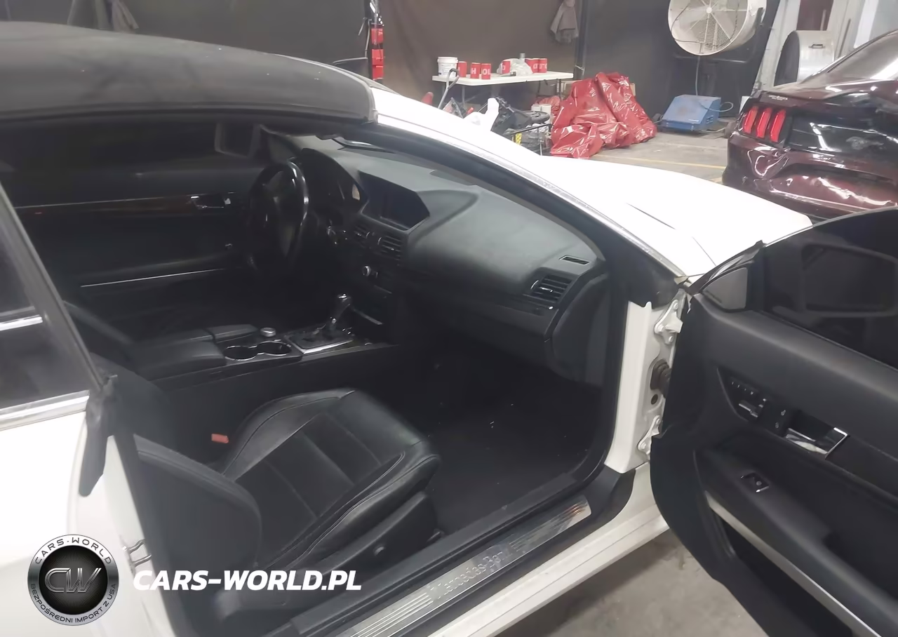 2011 Mercedes-Benz E 550 VIN:WDDKK7CF8BF071609 - 5